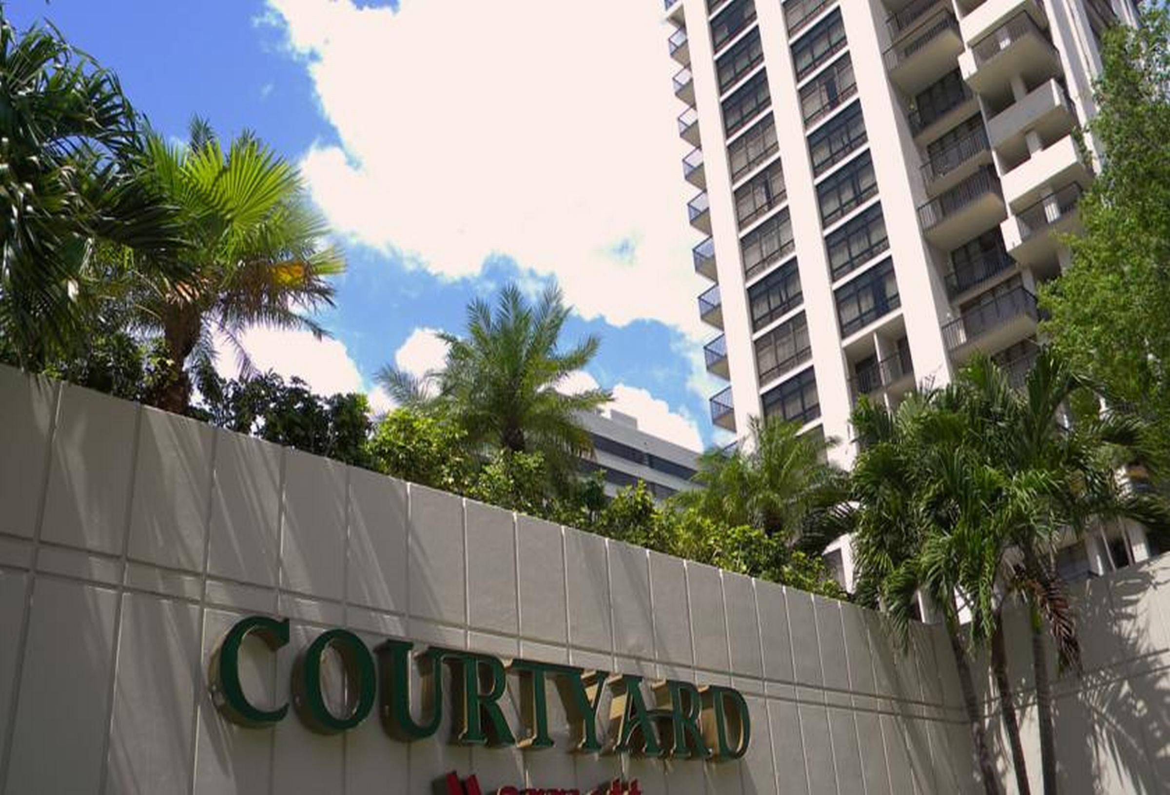 Hotel Courtyard Miami Coconut Grove Exterior foto